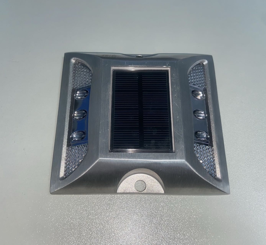 114*105*23mm Αλουμινίου PC IP68 Ηλιακές οδικές πόρτες με θερμοκρασία λειτουργίας -40C- 85C