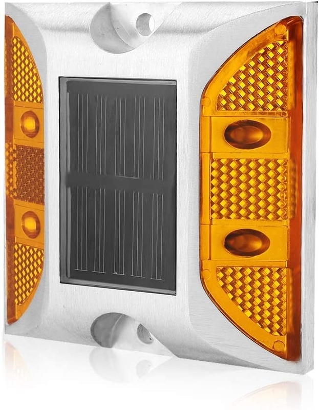 Ηλιακή οδική άκρη με μέγεθος 103*106*24mm και LED ανακλαστικό φως προειδοποίησης κυκλοφορίας 330g