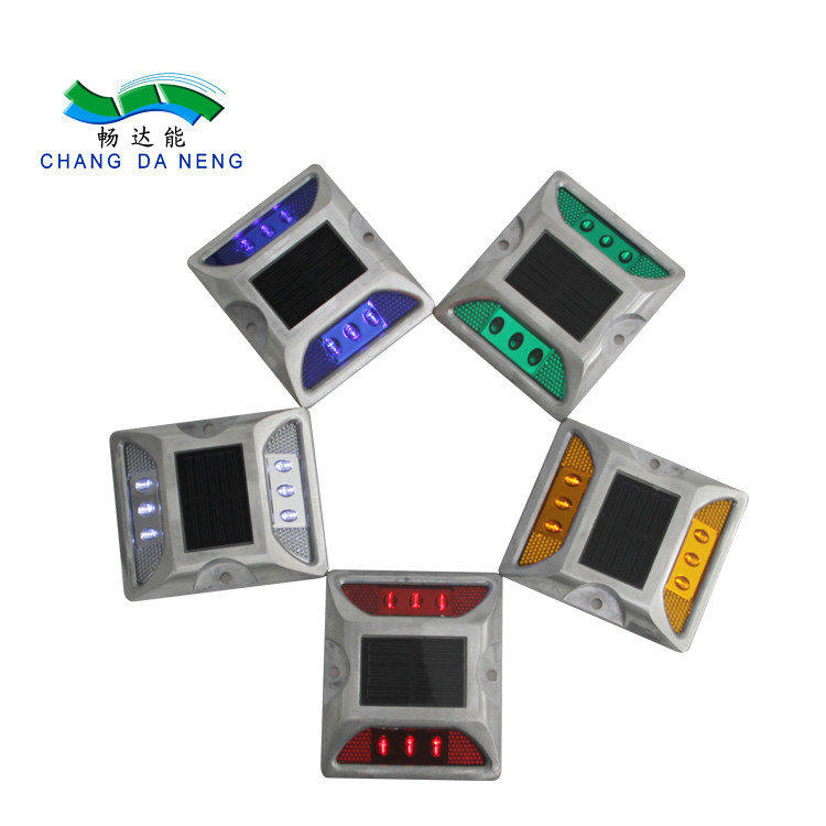 Λευκό Κίτρινο Κόκκινο Γαλάζιο Πράσινο 330g 2V LED Ηλιακή τροχιά Δουλειά θερμοκρασία -20C- 70C Αλουμινίου