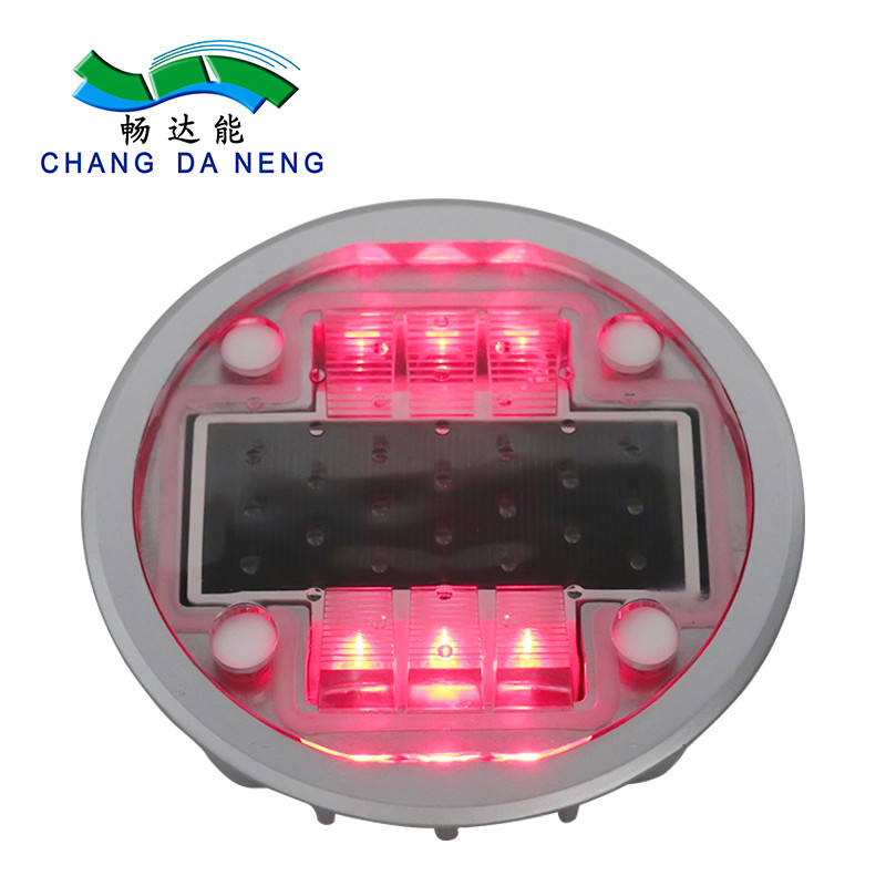 136*52mm Μέγεθος Υπερ φωτεινές Ηλιακές LED θαμμένες οδικές σηματοδοτήσεις με IP68 Αδιάβροχη βαθμολογία