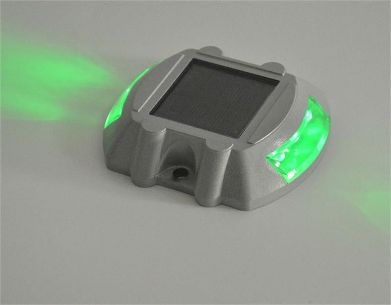 Ανερόστεγοι εξωτερικοί αλουμινένιοι ηλιακοηλεκτρικοί δρόμοι για δρόμους