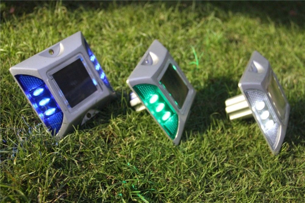 Λευκοί/ Κίτρινοι/ Κόκκινοι/ Βουλέ/ Πράσινοι οδικοί δείκτες με ηλιακή ενέργεια για ακραίες θερμοκρασίες